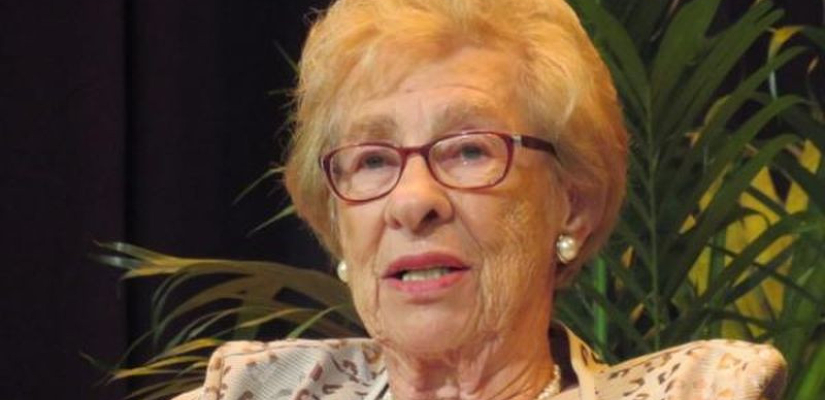 Απεβίωσε στα 96 της η Εύα Σλος, ετεροθαλής αδελφή της Άννας Φρανκ