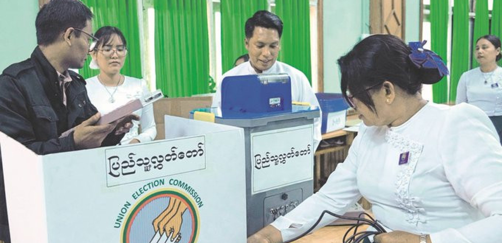 Μίανμαρ: Πρωτιά στην α' φάση των βουλευτικών εκλογών για το προσκείμενο στον στρατό κόμμα