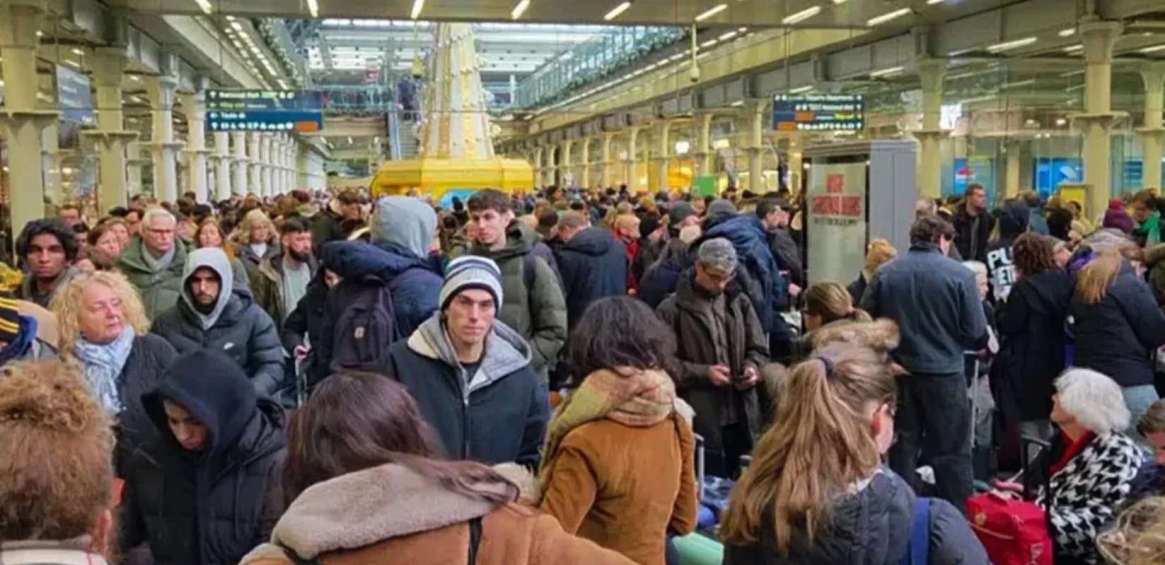 Βρετανία: «Σταδιακή επανέναρξη» της σιδηροδρομικής κυκλοφορίας στη σήραγγα της Μάγχης από τις 16:00 ώρα Ελλάδας