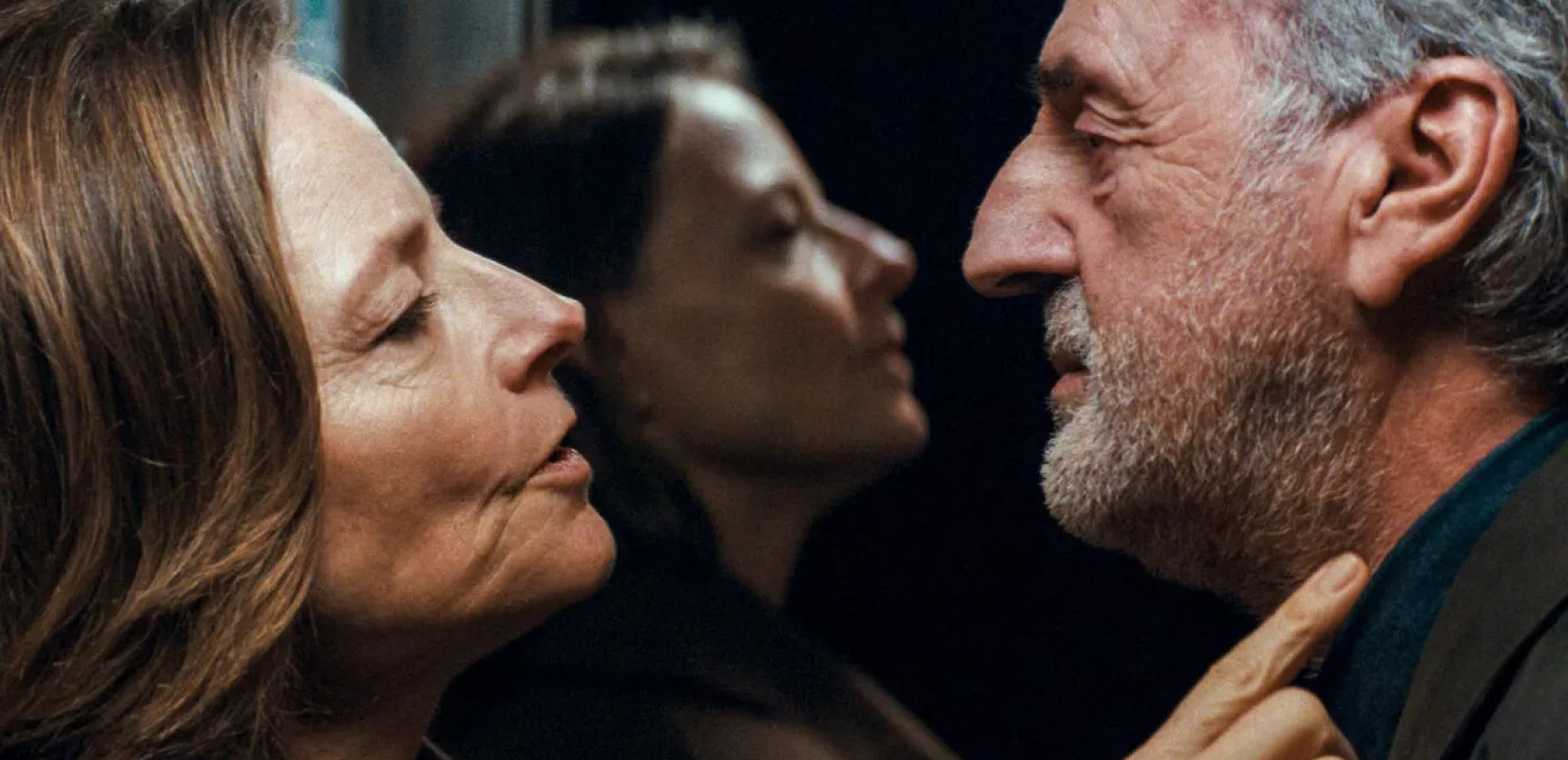 Σινεμά - Ο Αλέξης Δερμεντζόγλου επιλέγει: Η Τζόντι Φόστερ μιλάει γαλλικά ανάμεσα σε… φίδια!