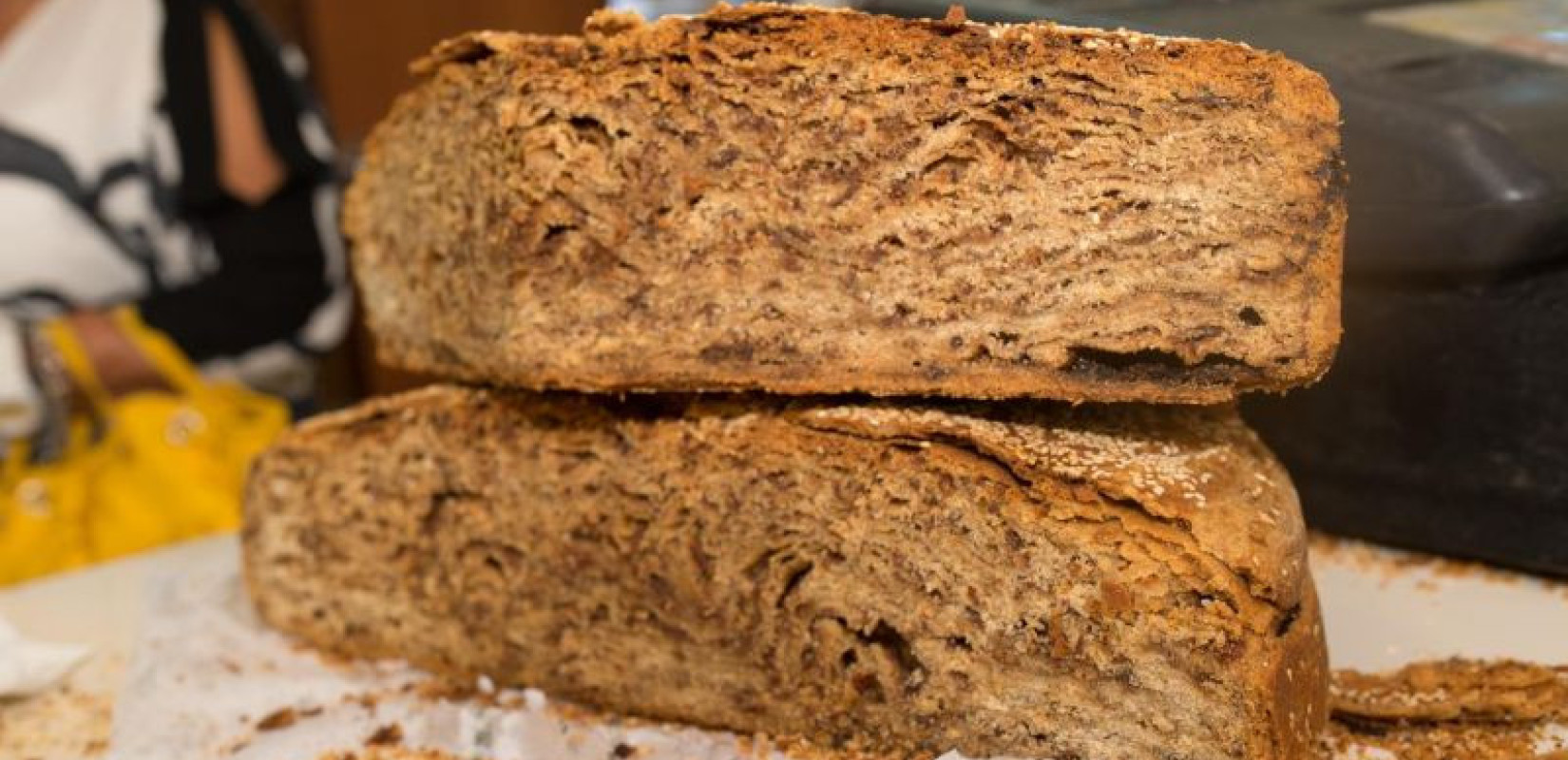 Βασιλόπιτα Αγιάσου: Η πρωτότυπη πίτα της Λέσβου με αλμυρό-γλυκό συνδυασμό