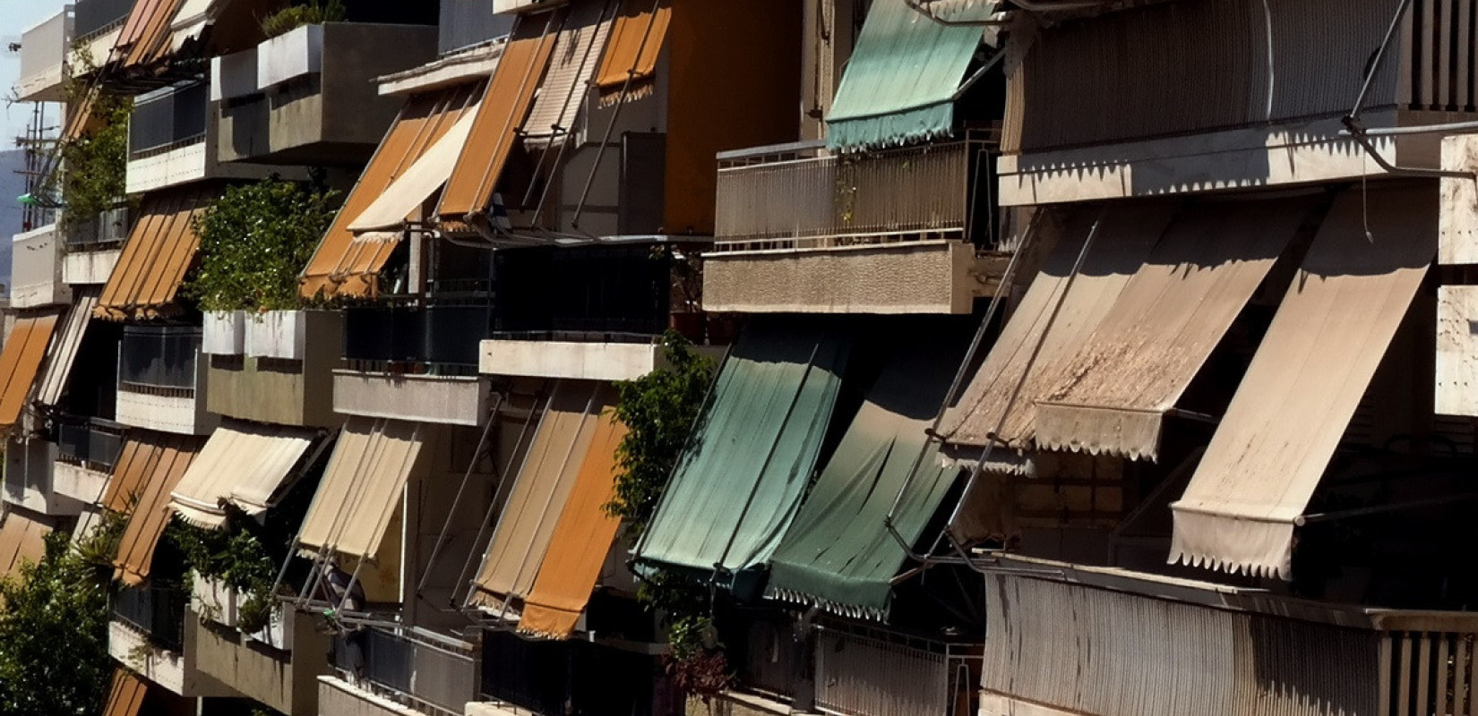 Από τον ανελκυστήρα στα κοινόχρηστα: Ποιοί παράγοντες επηρεάζουν έως 20% την αξία ενός ακινήτου