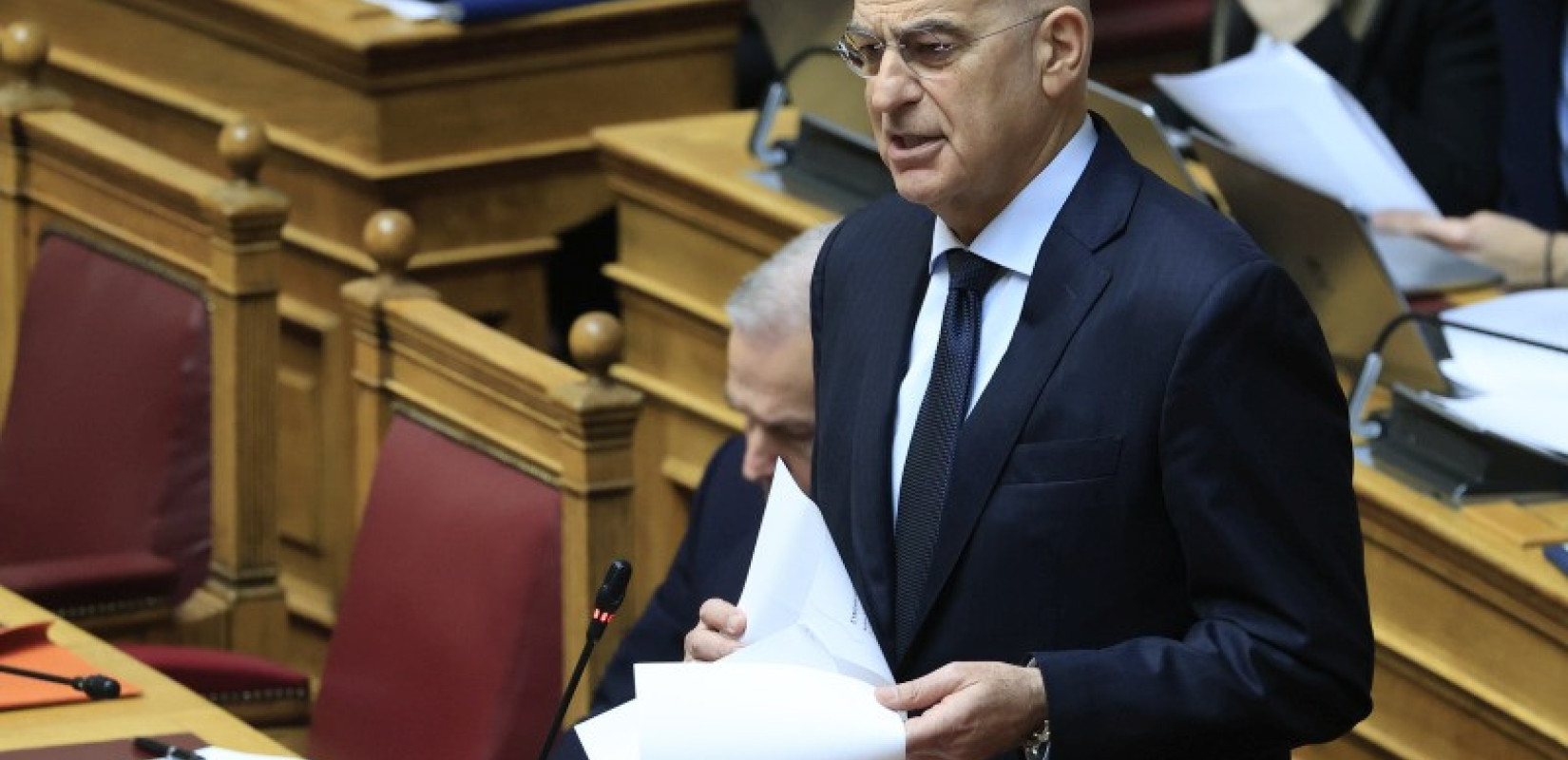 Δένδιας: Νομοτεχνικές μεταβολές στις Ένοπλες Δυνάμεις - Μειώνεται ο χρόνος παραμονής στο βαθμό του λοχαγού