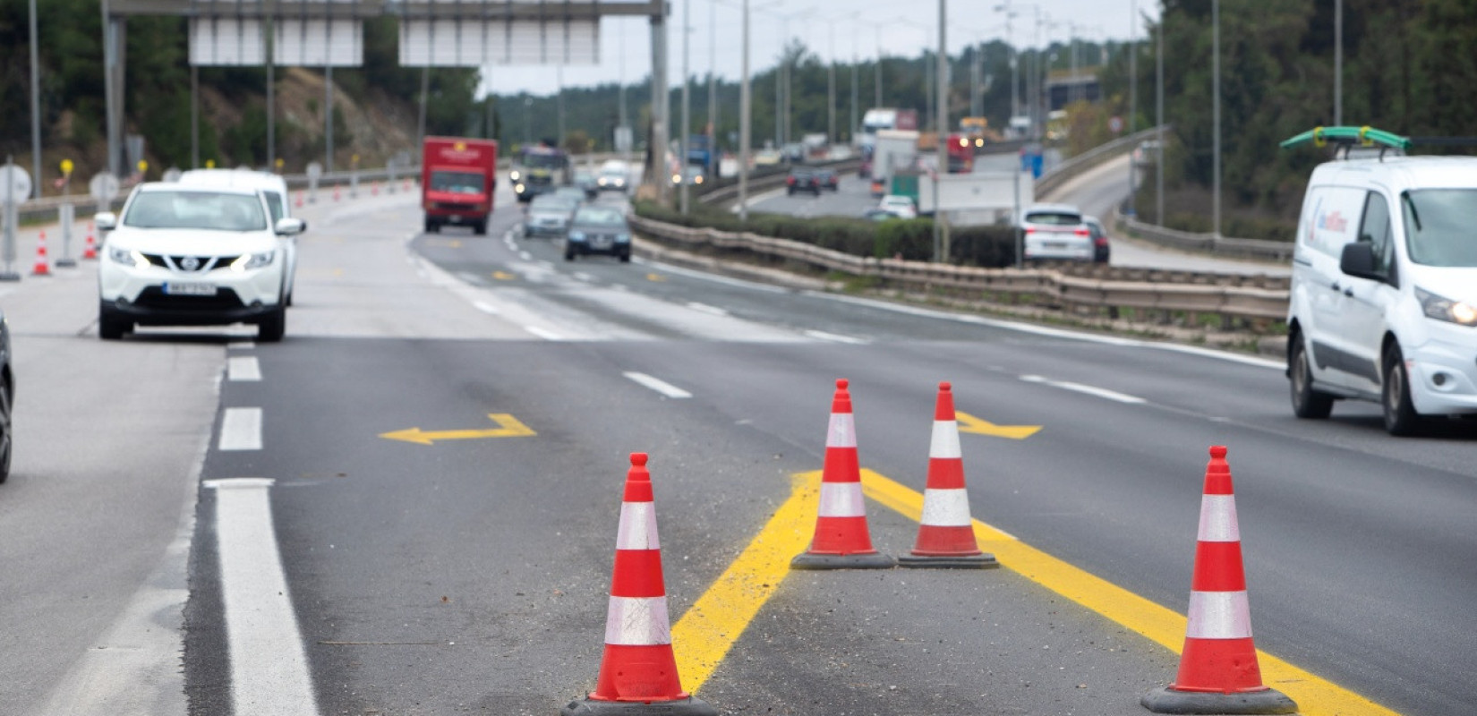 Νυχτερινές εργασίες διαγράμμισης στην εσωτερική Περιφερειακή Οδό Θεσσαλονίκης