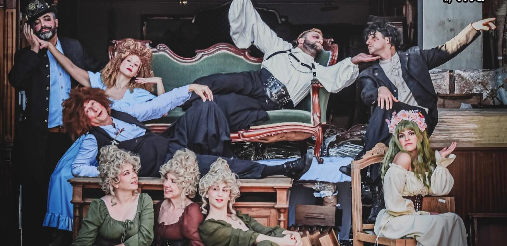 «Οι Ηλίθιοι» του Νιλ Σάιμον: μια κωμωδία για την κατάρα του… κινητού