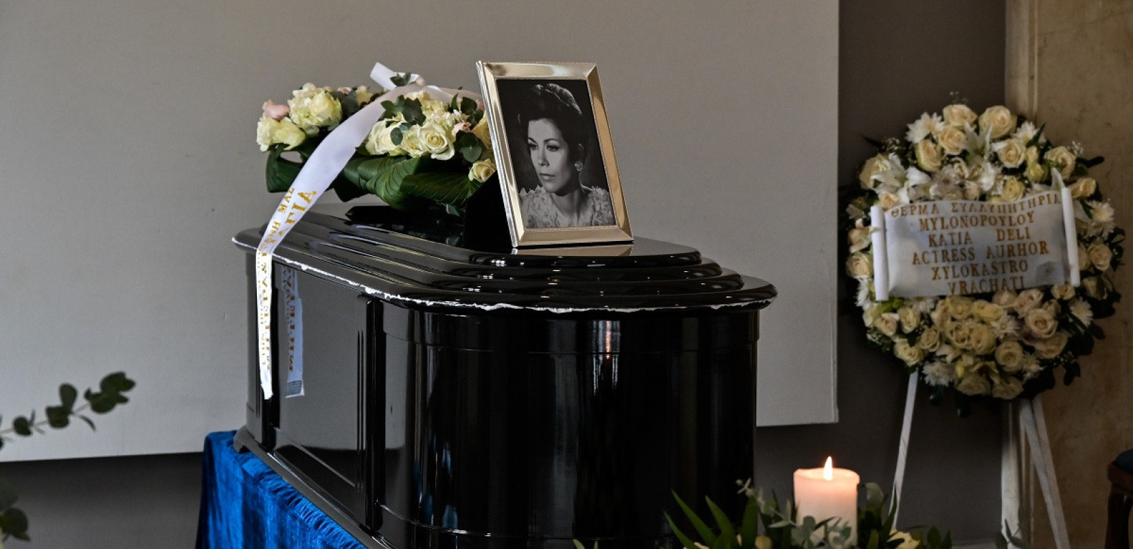 Το τελευταίο χειροκρότημα στη Μέλπω Ζαρόκωστα: Συγκινημένος ο γιος της Μιχάλης Παγουλάτος