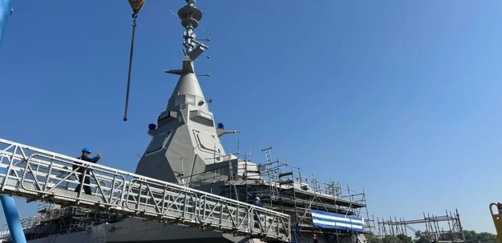 Φρεγάτα «Κίμων»: Ιστορικός κατάπλους στη Σαλαμίνα - Η Νέα Εποχή του Πολεμικού Ναυτικού ξεκινά - Δείτε εικόνες