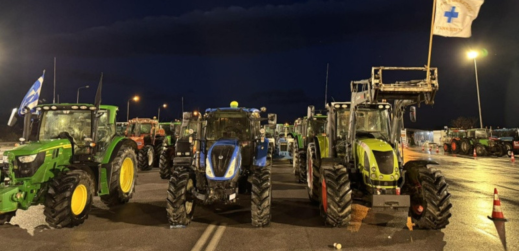 Μάλγαρα: Παραμονή στα μπλόκα αλλά με ανοιχτούς δρόμους αποφάσισαν οι αγρότες