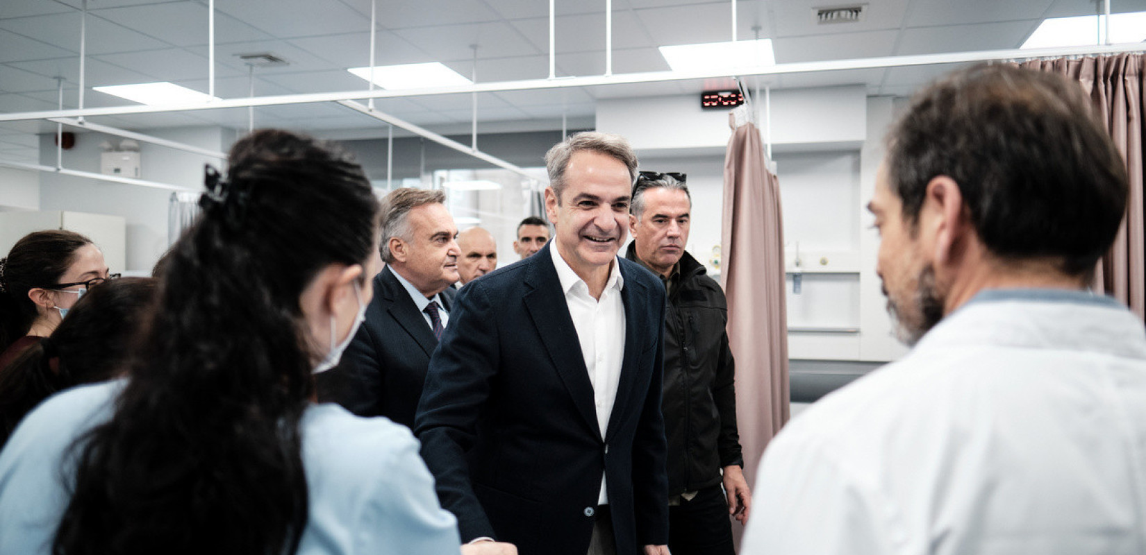 Κυρ.Μητσοτάκης: Στο ανακαινισμένο τμήμα επειγόντων περιστατικών στον «Ερυθρό Σταυρό»