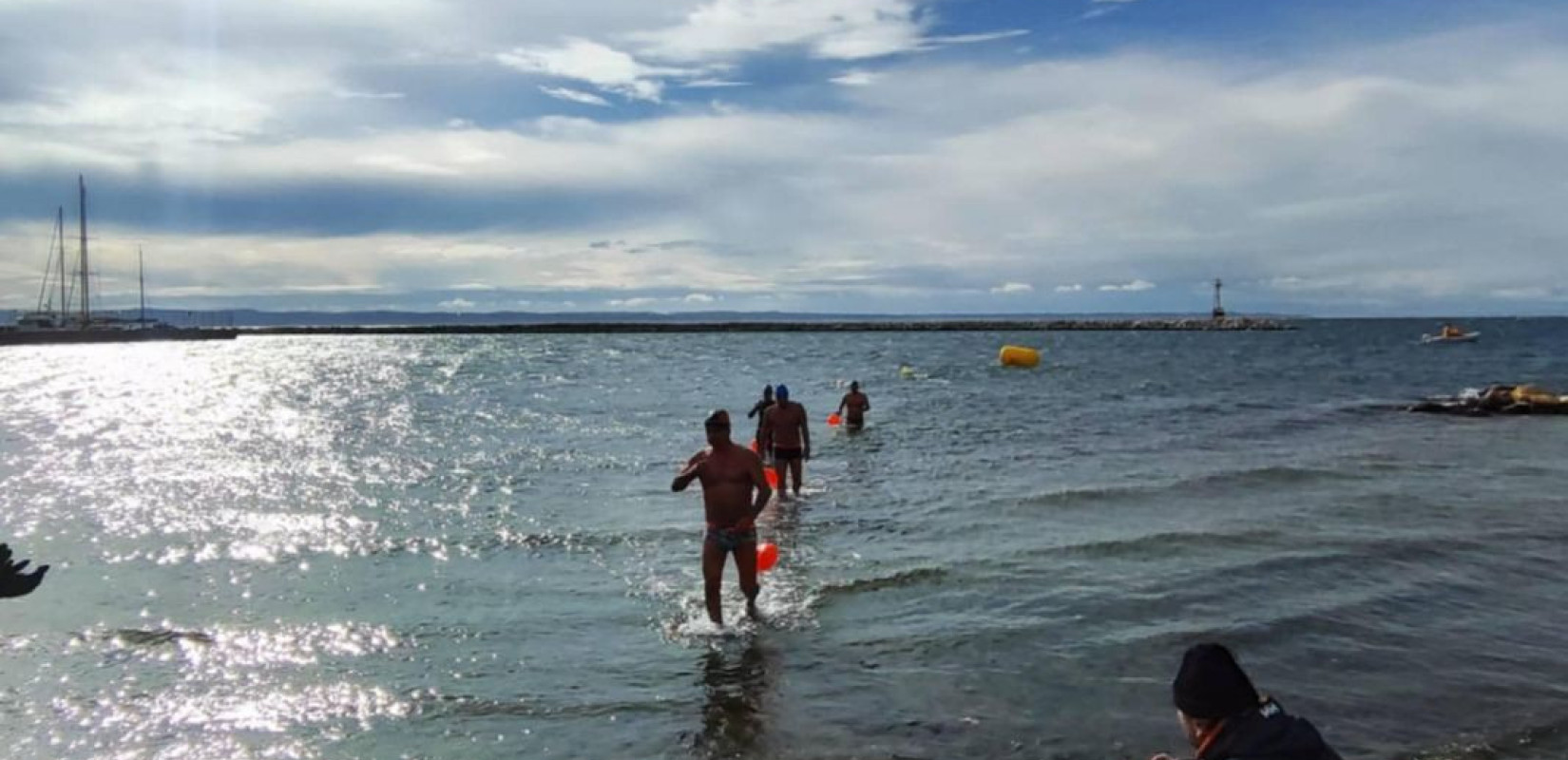 Καλαμαριά: «Καλημέρα» στο 2026 με έναν εναλλακτικό κολυμβητικό περίπατο στην Πλαζ Αρετσούς