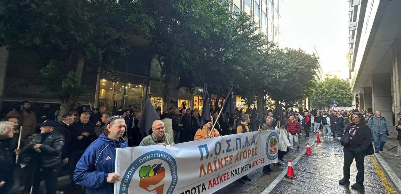 Στα υπουργεία Ανάπτυξης και Οικονομικών οι παραγωγοί των λαϊκών αγορών: «Ένας αγώνας επιβίωσης»