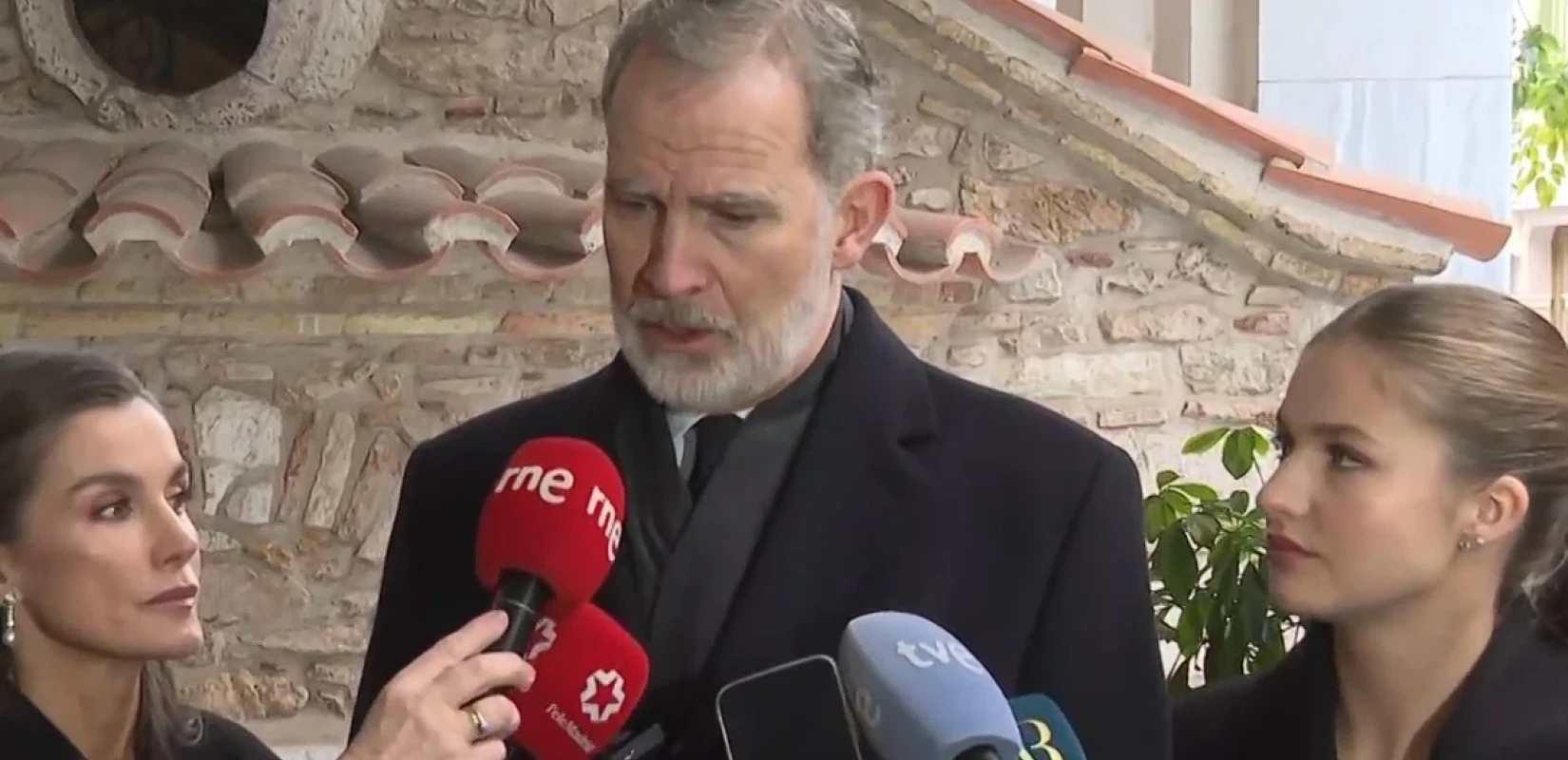 Βασιλιάς Φελίπε από Αθήνα για σιδηροδρομική τραγωδία στην Ισπανία: Ελπίζουμε οι τραυματίες να αναρρώσουν το συντομότερο δυνατόν