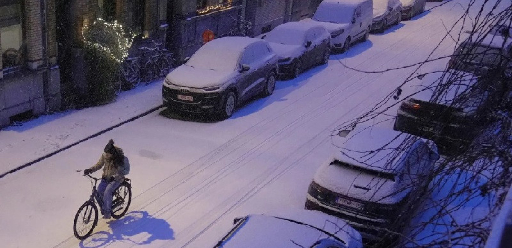 Καταιγίδα Γκορέτι: Σφοδροί άνεμοι και διακοπές ρεύματος σε Γαλλία και Βρετανία