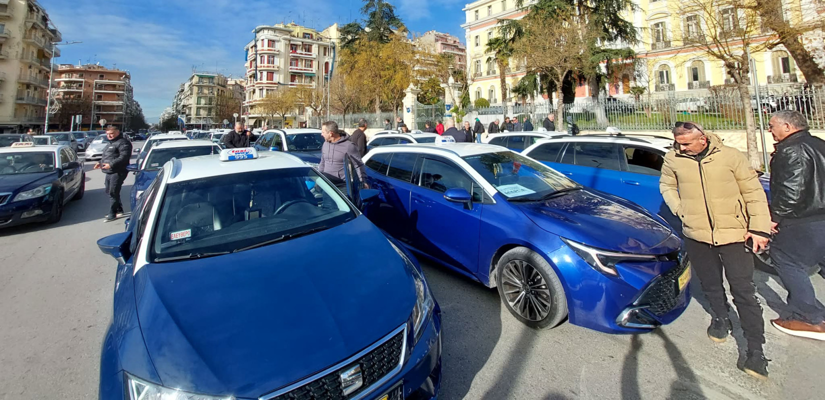 Θεσσαλονίκη: Επανέρχονται τα ταξί στην πόλη από τα ξημερώματα της Τρίτης - Λήγει η 24ωρη απεργία