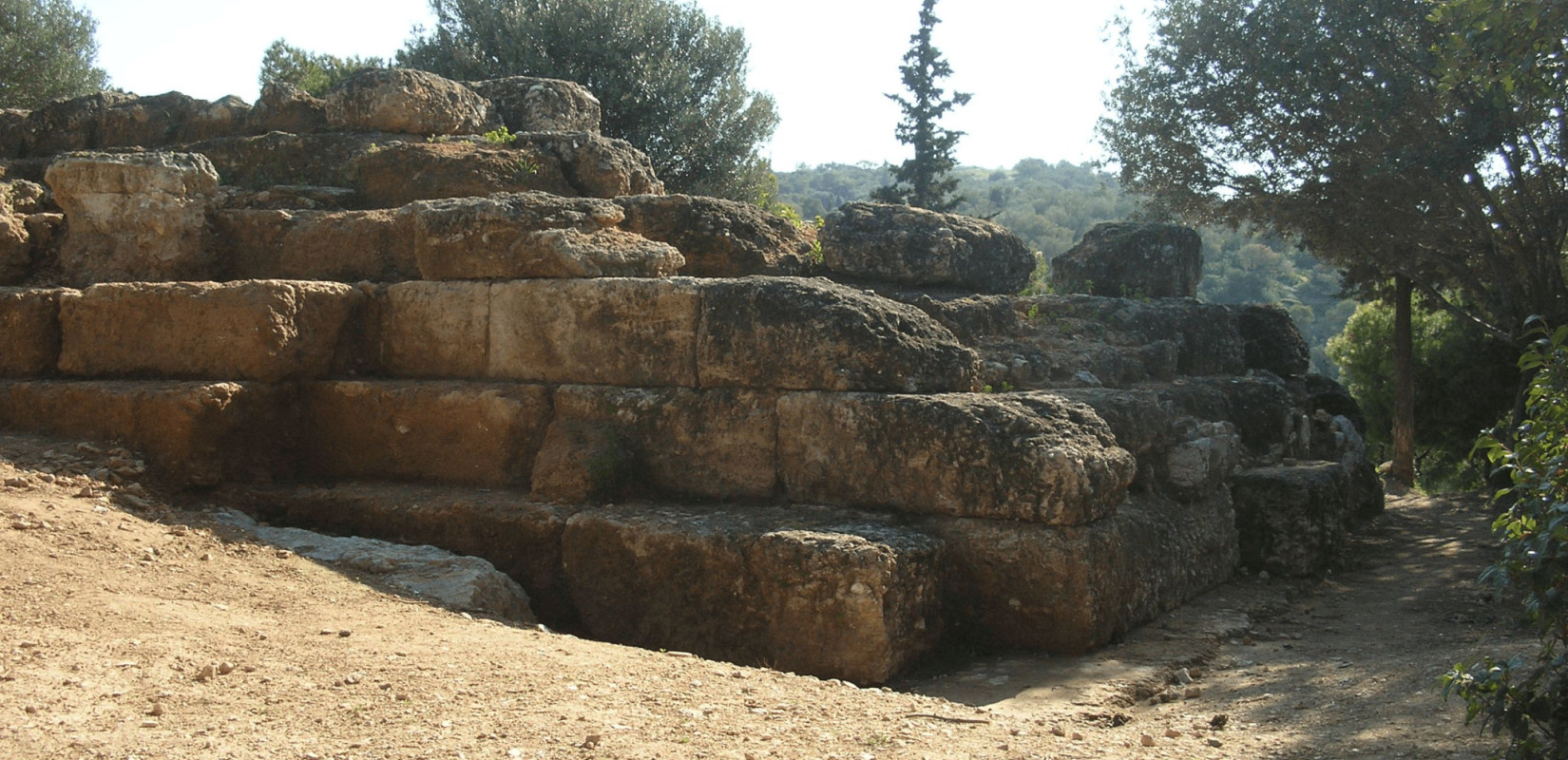 Ακρόπολη: Αναδεικνύεται το Διατείχισμα στον αρχαιολογικό χώρο των Δυτικών Λόφων