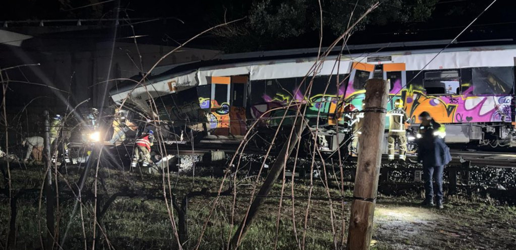Νέος εκτροχιασμός τρένου στην Ισπανία: 15 τραυματίες κοντά στη Βαρκελώνη