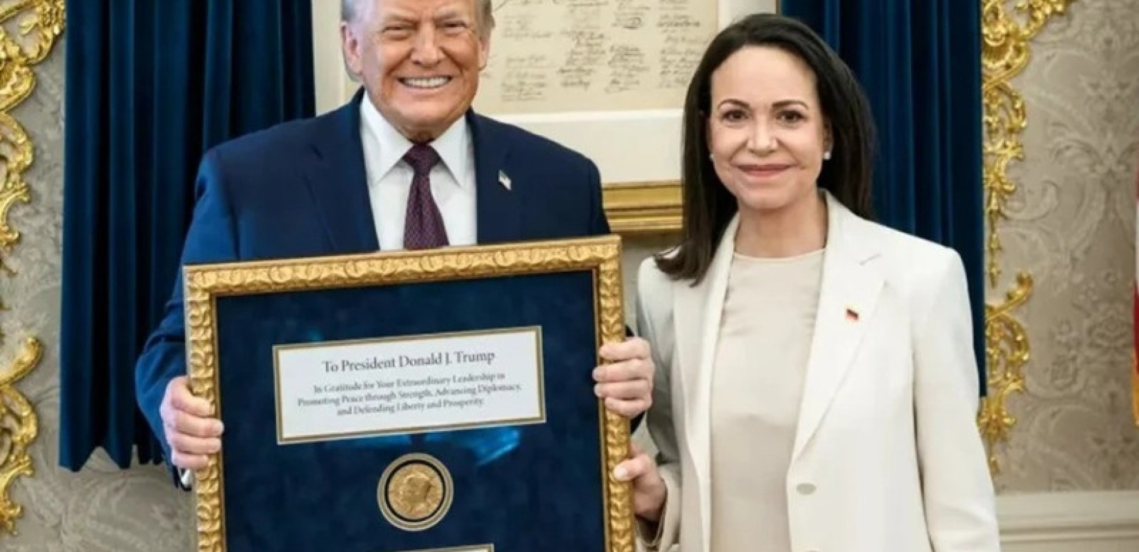 Η Ματσάδο πρόσφερε το Νόμπελ Ειρήνης στον Τραμπ - «Υπέροχη χειρονομία», απάντησε ο αμερικανός πρόεδρος (βίντεο)