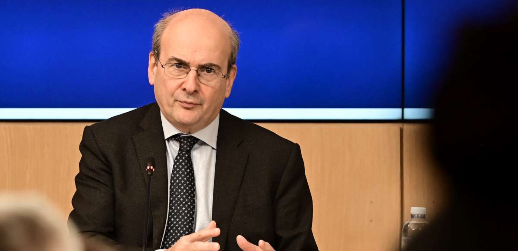 Χατζηδάκης για Fuel Pass 2026: Οι μειώσεις στη βενζίνη θα περάσουν απευθείας στην τσέπη του καταναλωτή (βίντεο)