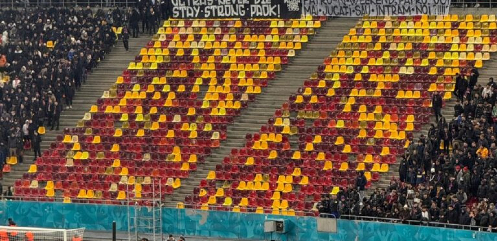 Οι Ρουμάνοι τίμησαν τη μνήμη των φίλων του ΠΑΟΚ στο Στεάουα - Φενέρμπαχτσε