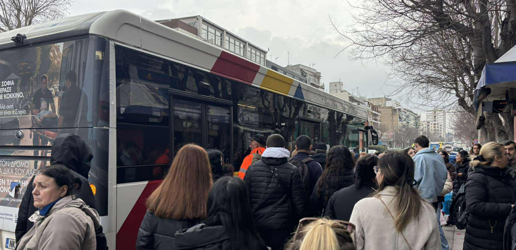 Θεσσαλονίκη: Γολγοθάς οι μετακινήσεις των κατοίκων των δυτικών συνοικιών - Χωρίς τηλεματική η στάση Πλατεία Δημοκρατίας