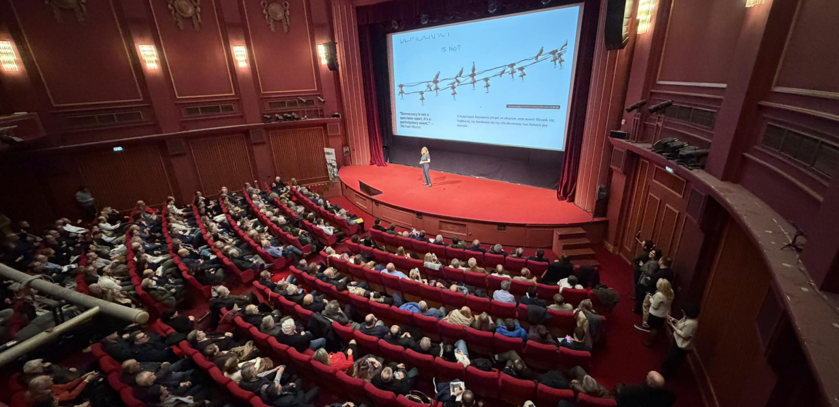 Γέμισε το «Ολύμπιον» ο Στέφανος Παραστατίδης