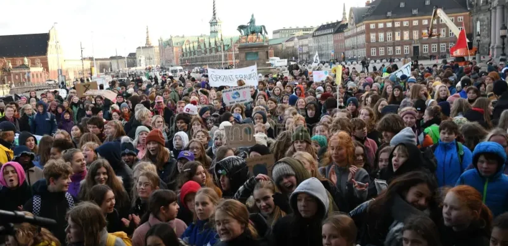 Δανία: 10.000 άνθρωποι διαδήλωσαν καταδικάζοντας τις δηλώσεις του Αμερικανού προέδρου για την υπηρεσία στρατιωτών χωρών του ΝΑΤΟ στο Αφγανιστάν