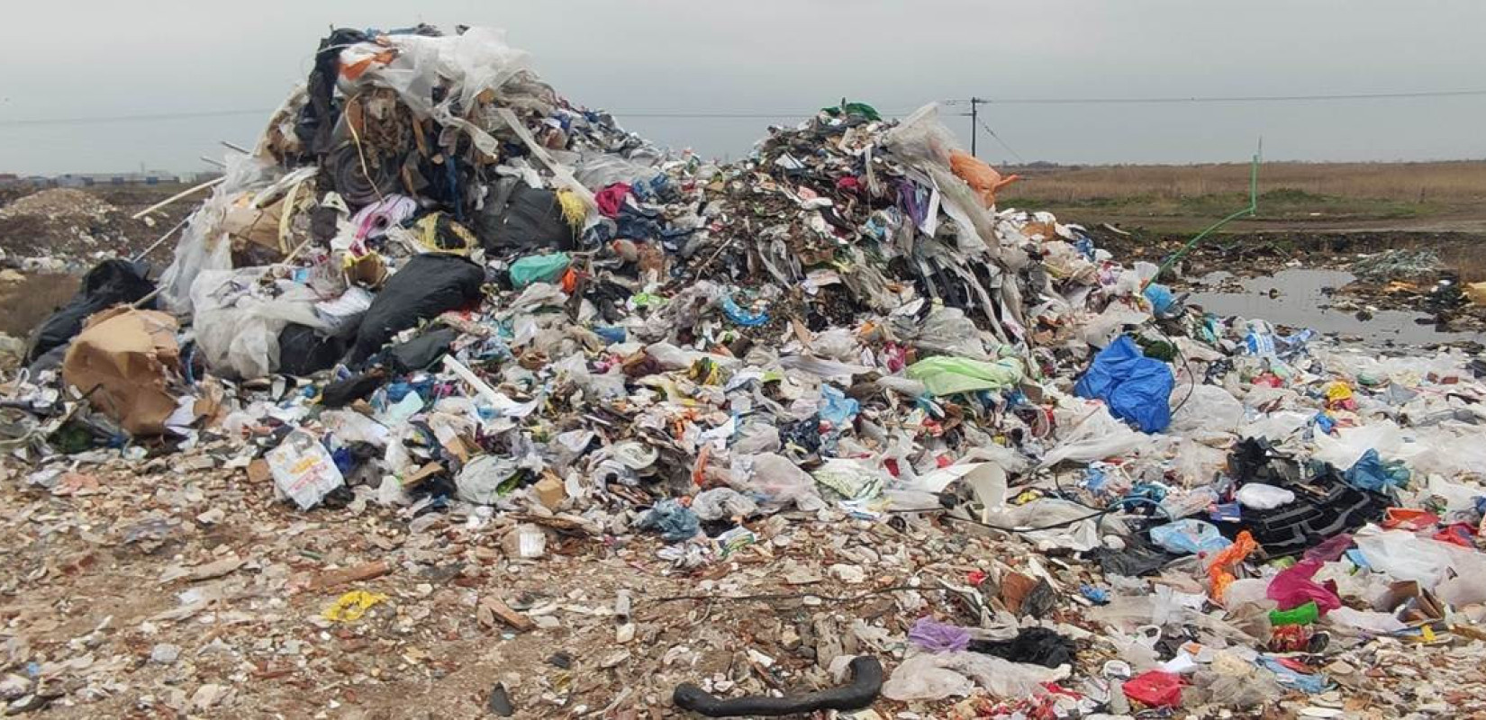 Θεσσαλονίκη: Συνελήφθησαν έξι άτομα για παράνομη διάθεση αποβλήτων σε οικόπεδα του Δήμου Δέλτα