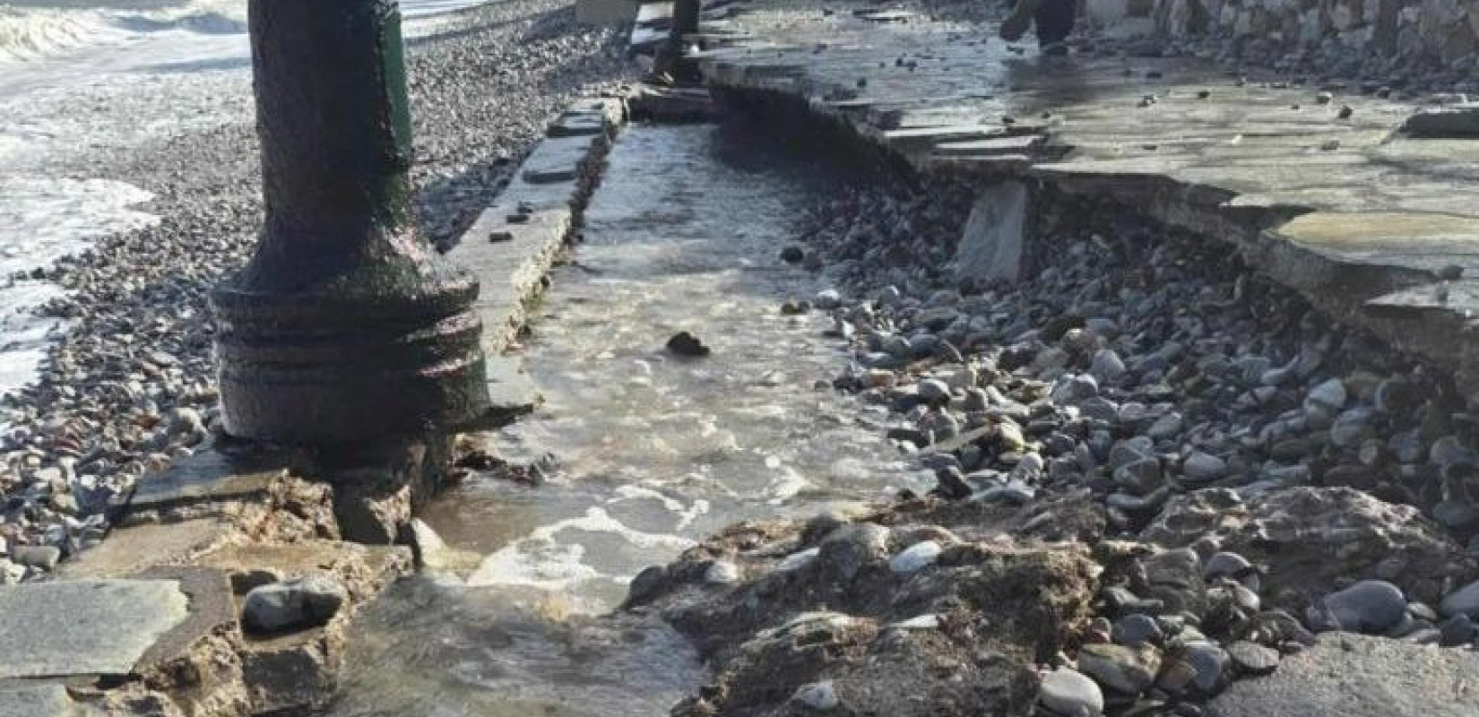 Σε κατάσταση έκτακτης ανάγκης η Τήλος: «Πληγωμένο» το νησί από τη φονική κακοκαιρία