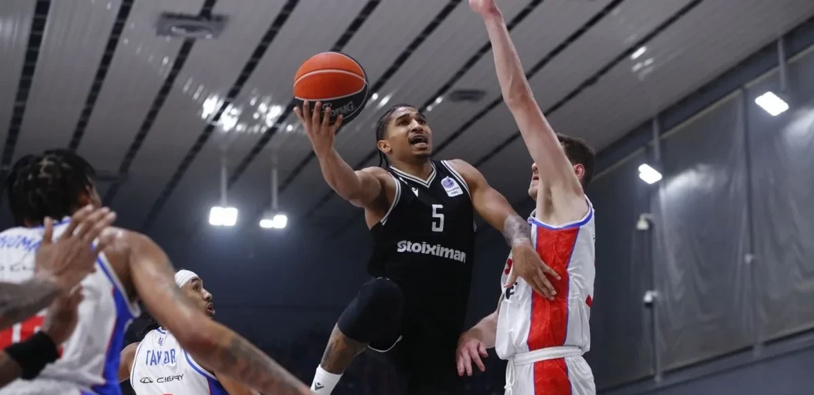 Μπάσκετ: Ο «εφτάψυχος» ΠΑΟΚ νίκησε τον Πανιώνιο στο θρίλερ της Γλυφάδας (βίντεο)