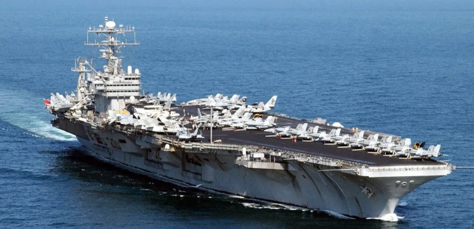 Τραμπ: Το Ιράν θέλει συμφωνία - Το αεροπλανοφόρο USS Abraham Lincoln έφτασε στη Μέση Ανατολή (βίντεο)