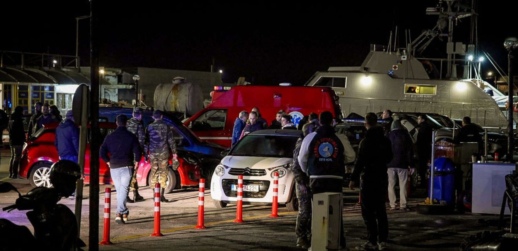 Τραγωδία ανοιχτά της Χίου με σκάφος μεταναστών: Τουλάχιστον 15 οι νεκροί, 26 τραυματίες - Σε εξέλιξη οι έρευνες (βίντεο)