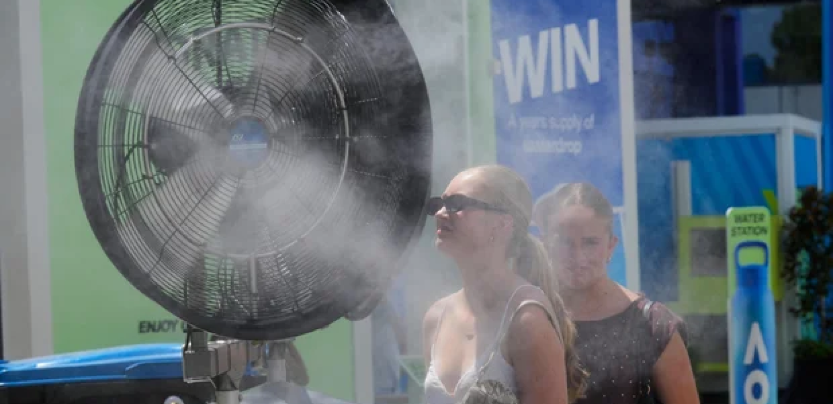 Στο έλεος του καύσωνα η Αυστραλία - Εκατοντάδες νεκροί, πυραγίες και προβλήματα στο ενεργειακό δίκτυο