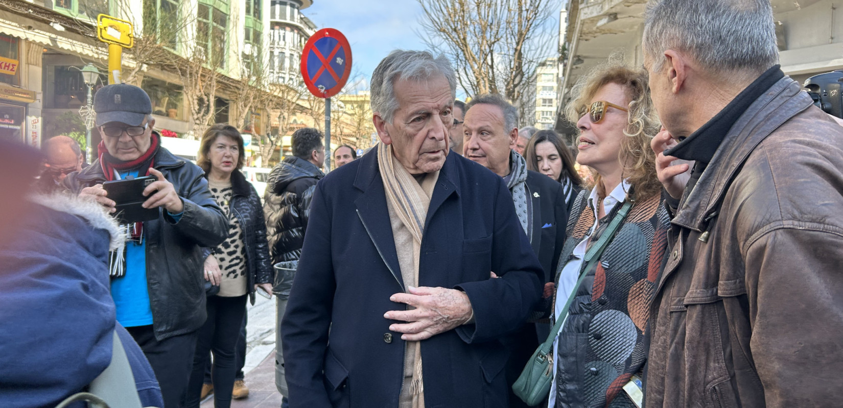 Θεσσαλονίκη - Ο Κώστας Γαβράς στο σημείο «Ζ»:  «Δεν βρισκόμαστε εδώ για να μιλήσουμε για την ταινία, αλλά για τον Γρηγόρη Λαμπράκη» (βίντεο)