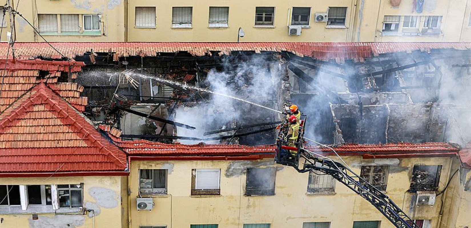 Ισπανία: Νεκροί πέντε άνθρωποι από πυρκαγιά σε κτήριο - Ανήλικα όλα τα θύματα
