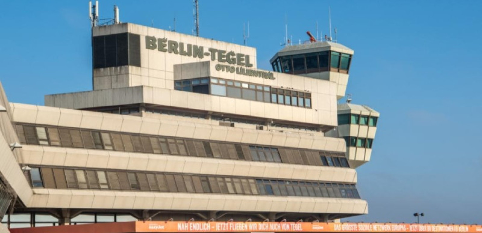 Γερμανία: Ο μαύρος πάγος και η παγωμένη βροχή «έκλεισαν» το αεροδρόμιο στο Βερολίνο - Χιλιάδες επιβάτες εγκλωβισμένοι