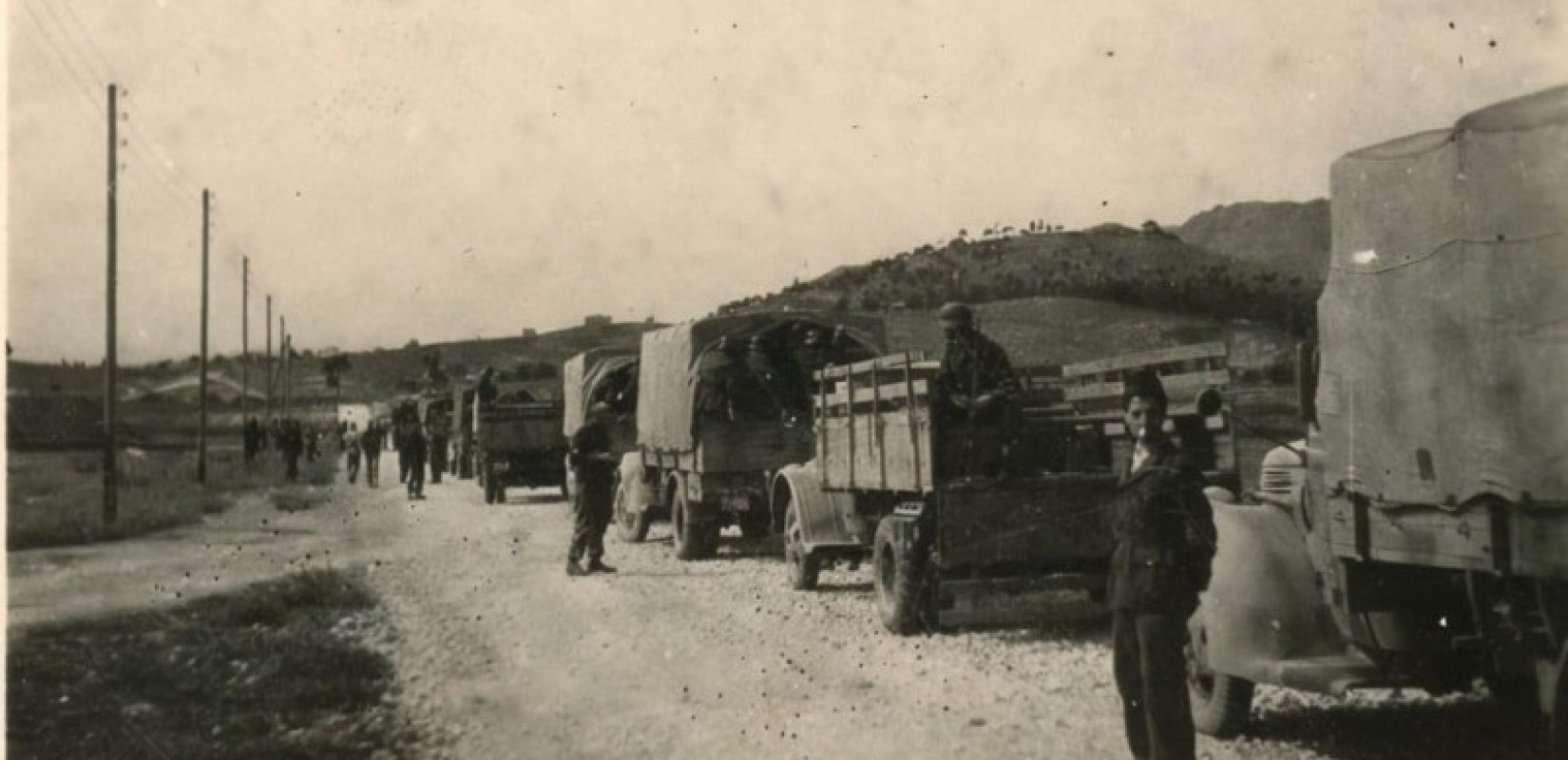 Καισαριανή: Επικοινωνία Κακλαμάνη με Μενδώνη για τα φωτογραφικά ντοκουμέντα – Τι αποφασίστηκε