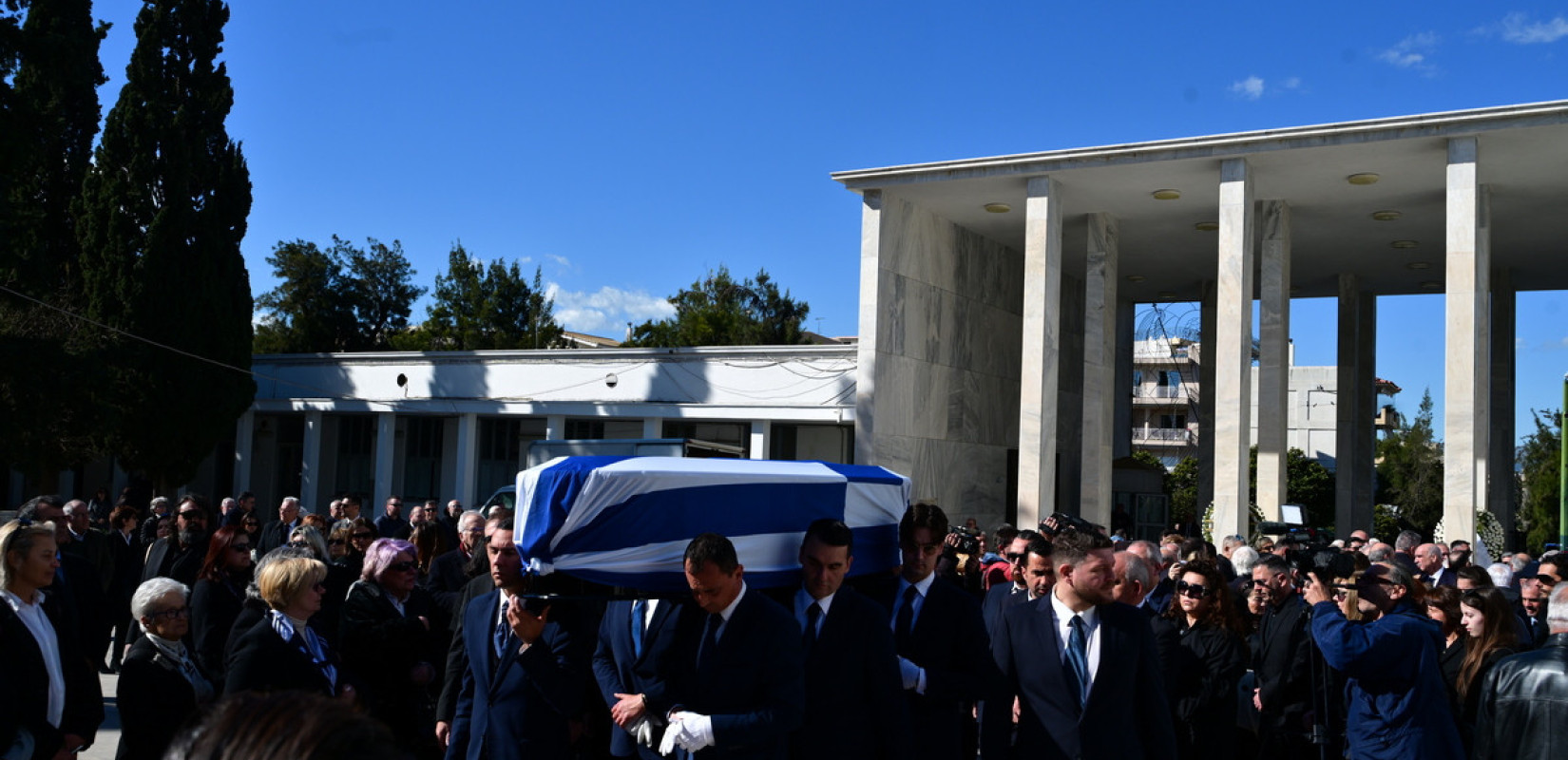 Στο Α’ Νεκροταφείο Αθηνών τελέσθηκε η κηδεία της Άννας Ψαρούδα-Μπενάκη