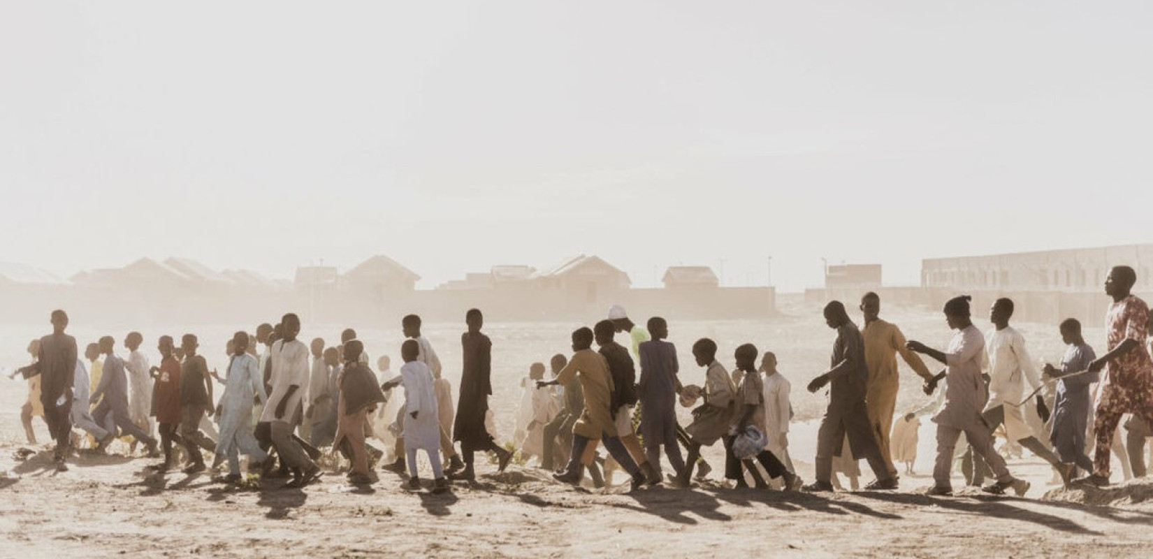 Σοκαριστικό τροχαίο δυστύχημα στη Νιγηρία: Τουλάχιστον 30 νεκροί σε σύγκρουση ημιρυμουλκούμενου