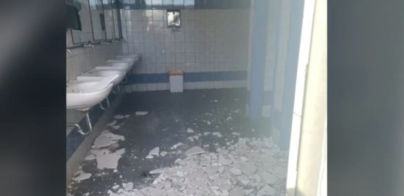 Παλαιό Φάληρο: Σοβάδες έπεσεαν σε τουαλέτες σχολείου - Οι μαθητές νόμιζαν ότι γίνεται σεισμός (βίντεο)