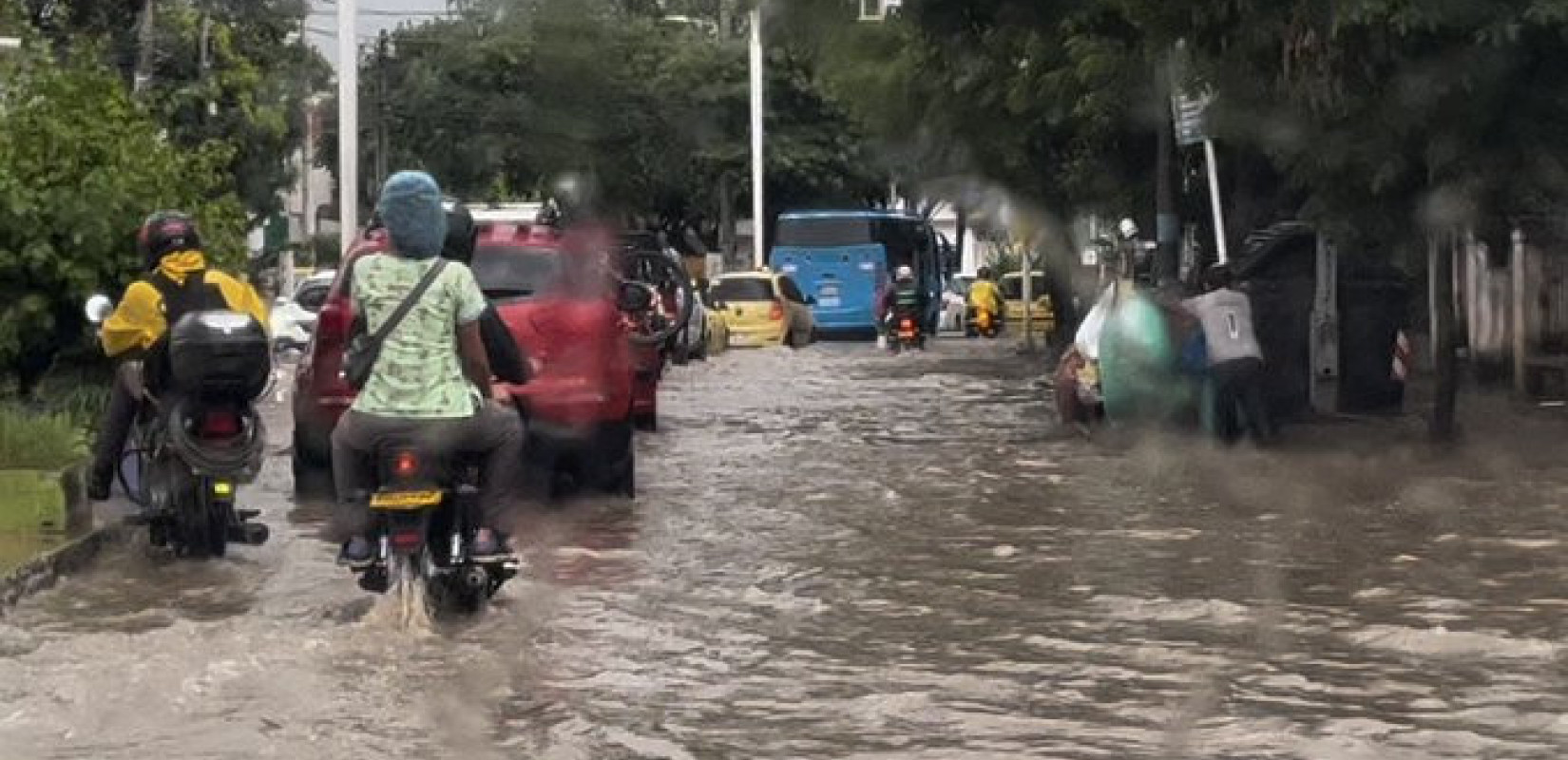 Κολομβία: Οι καταρρακτώδεις βροχές στέρησαν την ζωή από 22 άτομα - Πλημμυρισμένα 9.000 νοικοκυριά