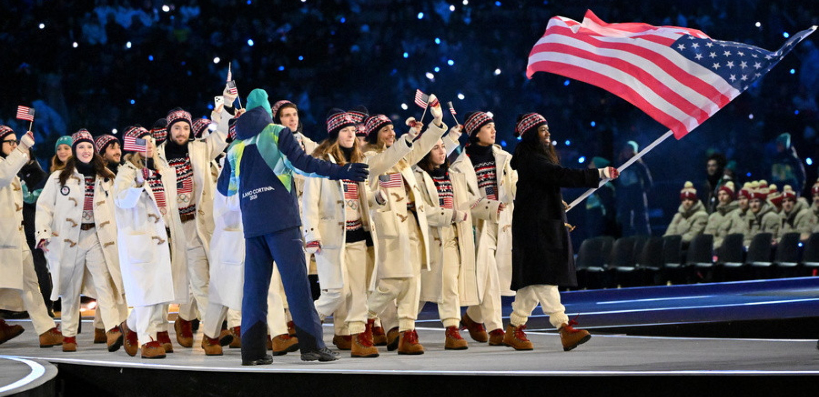Χειμερινοί Ολυμπιακοί Αγώνες: Αθλητές και αθλήτριες των ΗΠΑ «σφυροκοπούν» τον Ντόναλντ Τραμπ (βίντεο)