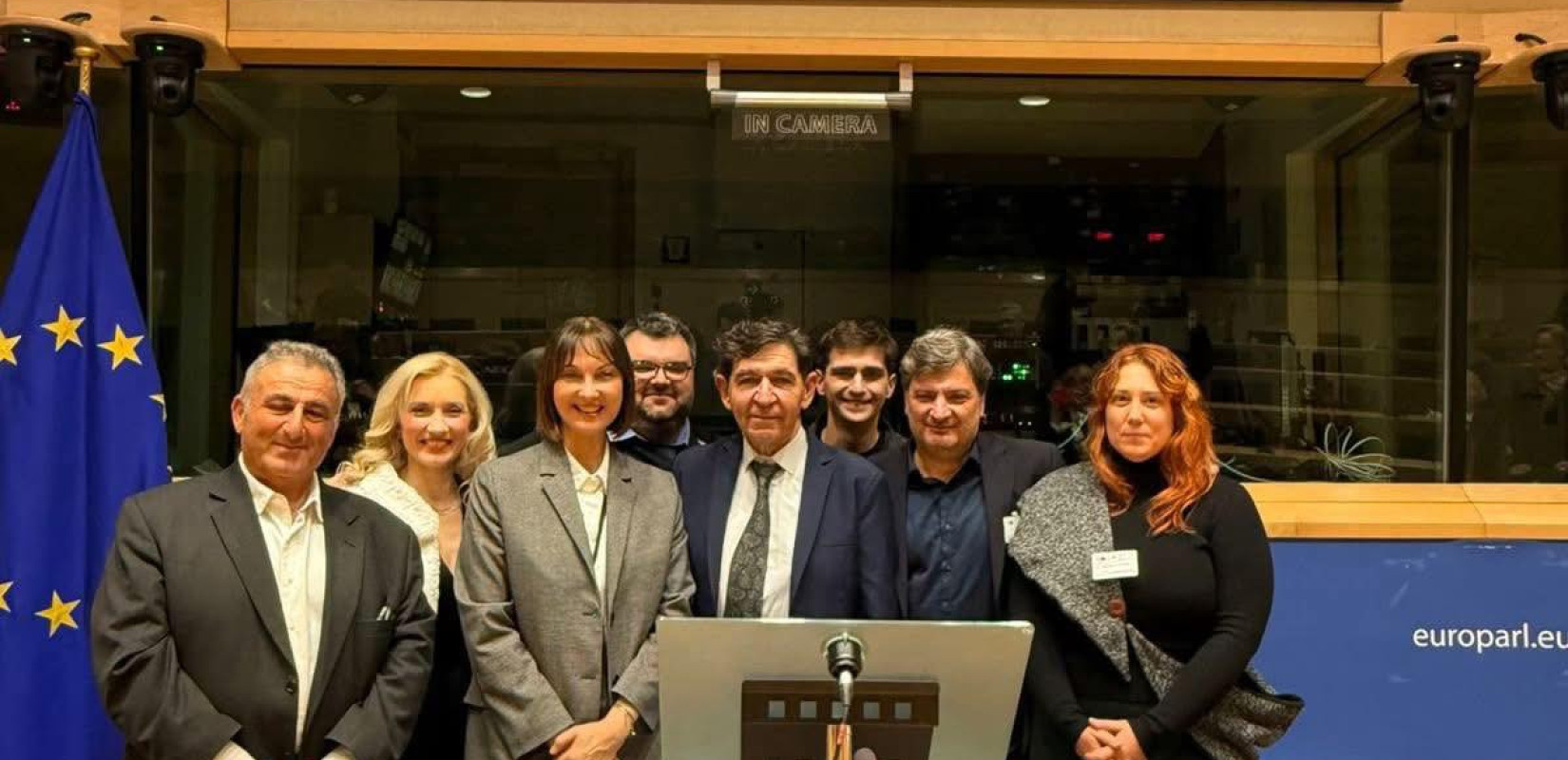 Ιστορικές στιγμές στις Βρυξέλλες: Το «Εκτός Ύλης» με τον Γ. Σκιαδαρέση στο Ευρωκοινοβούλιο (βίντεο)