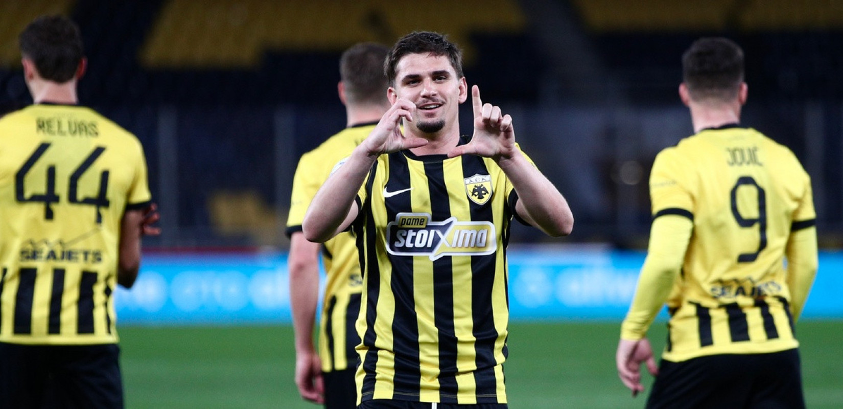 Super League: Με τεσσάρα στην κορυφή ξανά η ΑΕΚ