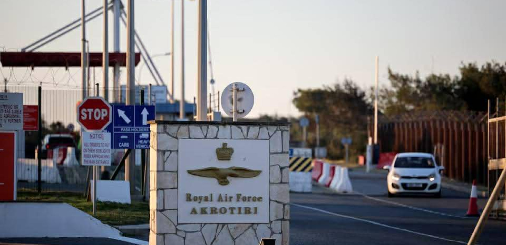 Ανάφλεξη στη Μέση Ανατολή: Συναγερμός στην Κύπρο από επίθεση με drone στη βρετανική βάση Ακρωτηρίου - Δήλωση Χριστοδουλίδη