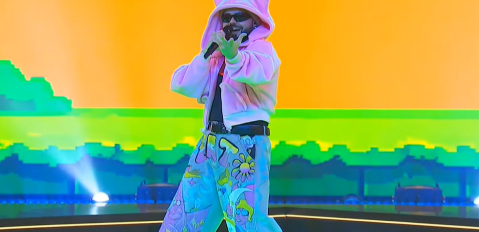 Eurovision 2026: Ο Akylas βρέθηκε στο San Marino και τραγούδησε το «Ferto» (βίντεο)