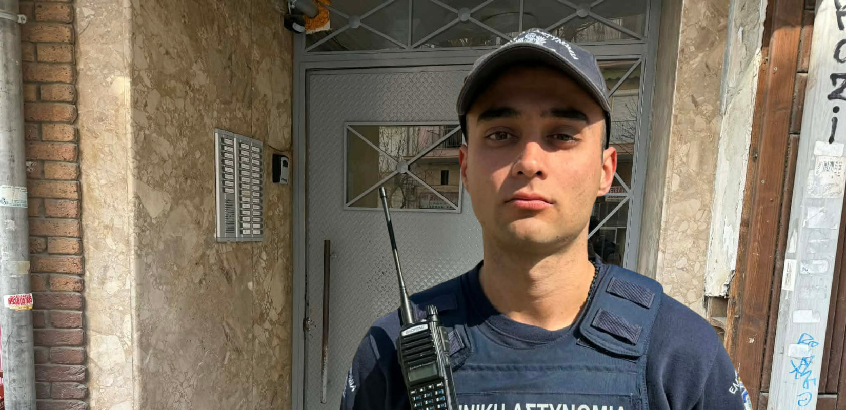 Θεσσαλονίκη: «Είχε αίματα παντού, θα ήταν αργά αν φτάναμε 1 λεπτό αργότερα» - Σοκάρει ο αστυνομικός που έσωσε την 38χρονη από τα χέρια του συντρόφου της