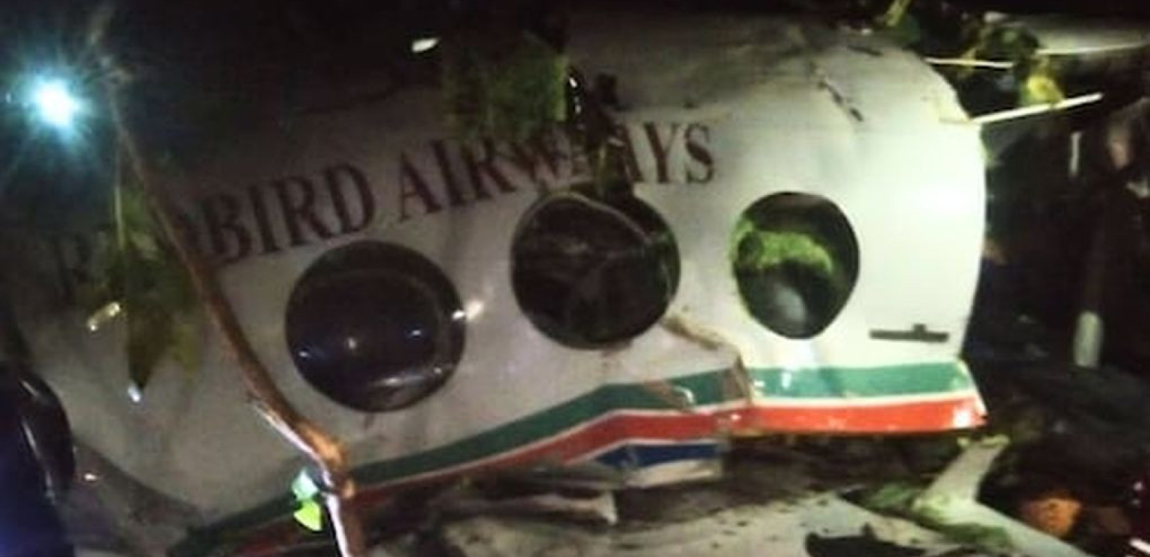 Ινδία: Έπεσε αεροπλάνο που μετέφερε 7 ασθενείς (βίντεο)