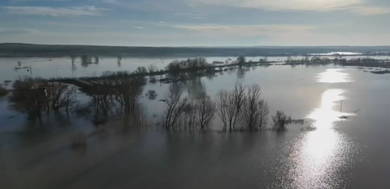 Πάνω από 100.000 στρέμματα πλημμύρισαν στον Έβρο - Σε ανεξέλεγκτη κατάσταση η αύξηση των υδάτων (βίντεο)
