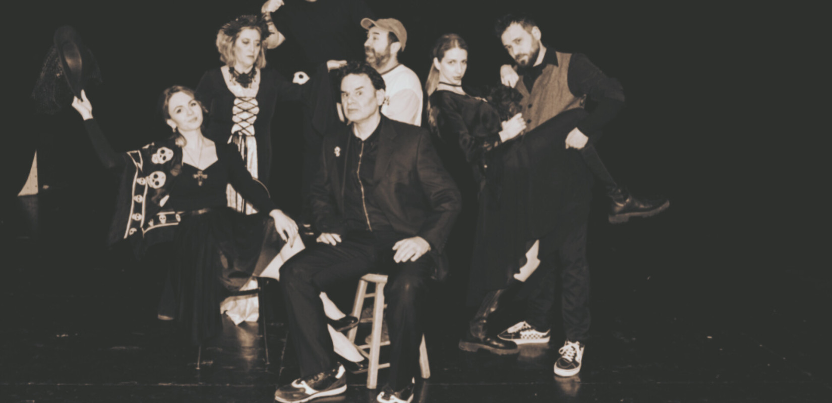 Θεσσαλονίκη: Η μαύρη κωμωδία «Σας ευχαριστώ που αυτοκτονείτε» στο θέατρο Σοφούλη