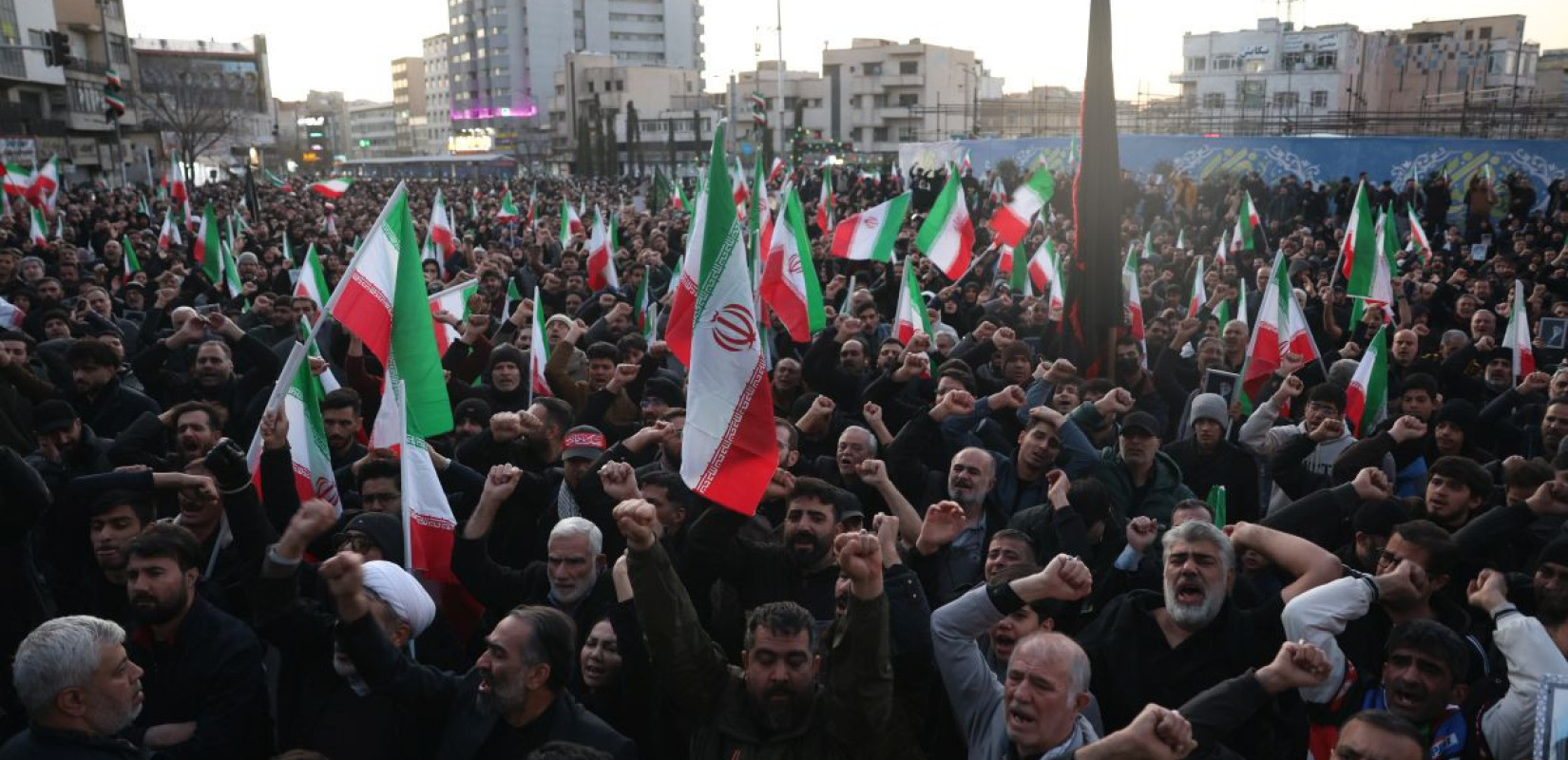 Ιράν: Τουλάχιστον 1.000 άνθρωποι έχουν σκοτωθεί από τα πλήγματα των ΗΠΑ και του Ισραήλ